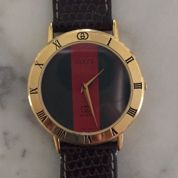 Gucci Accessories - 💥Vintage Unisex Gucci Watch